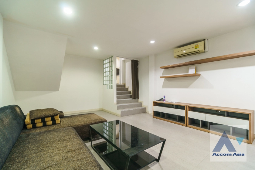  1  3 br House For Rent in Sukhumvit ,Bangkok BTS Phrom Phong 2519514