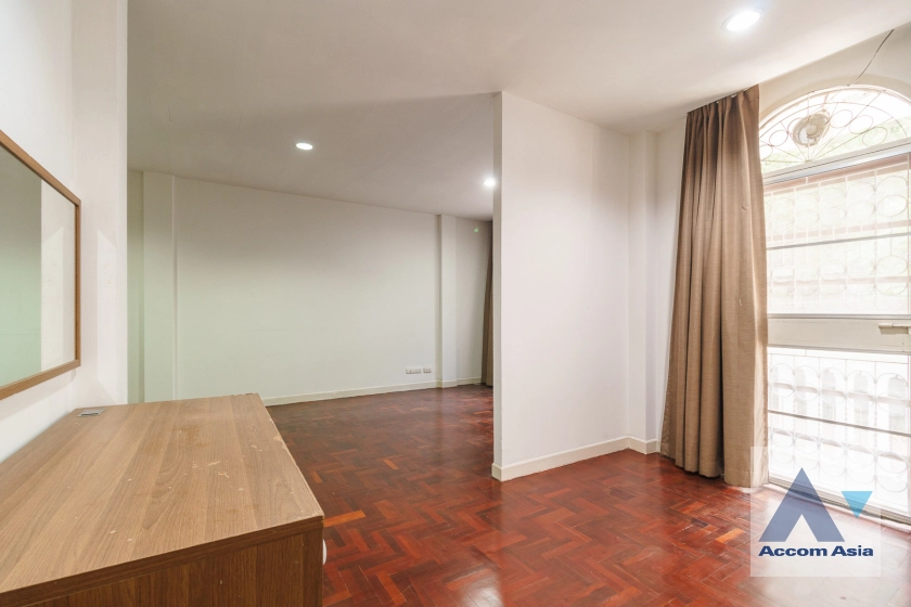 8  3 br House For Rent in Sukhumvit ,Bangkok BTS Phrom Phong 2519514