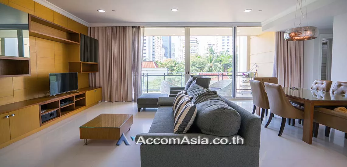  3 Bedrooms  Condominium For Rent in Sukhumvit, Bangkok  near BTS Phrom Phong (1519563)