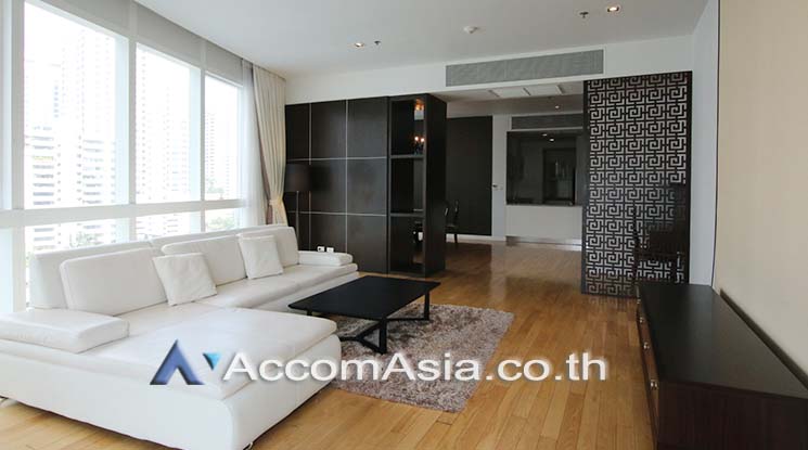  3 Bedrooms  Condominium For Rent in Sukhumvit, Bangkok  near BTS Asok - MRT Sukhumvit (1519577)