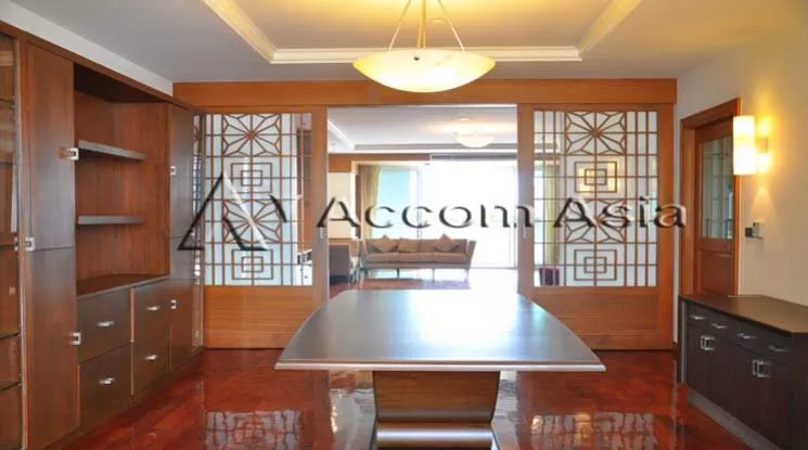 Big Balcony, Pet friendly |  3 Bedrooms  Apartment For Rent in Sukhumvit, Bangkok  near BTS Nana (1419589)