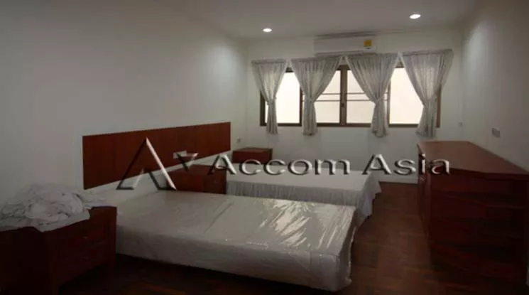 8  2 br Apartment For Rent in Sukhumvit ,Bangkok BTS Thong Lo at Low Rised Building 1519597