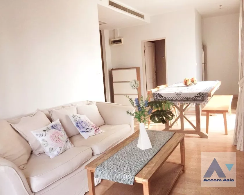  2 Bedrooms  Condominium For Rent in Sukhumvit, Bangkok  near BTS Phrom Phong (1519707)