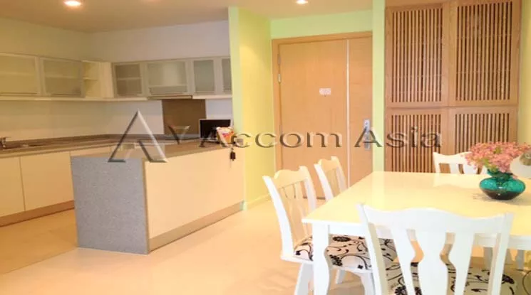  2 Bedrooms  Condominium For Rent & Sale in Sukhumvit, Bangkok  near BTS Asok - MRT Sukhumvit (1519752)