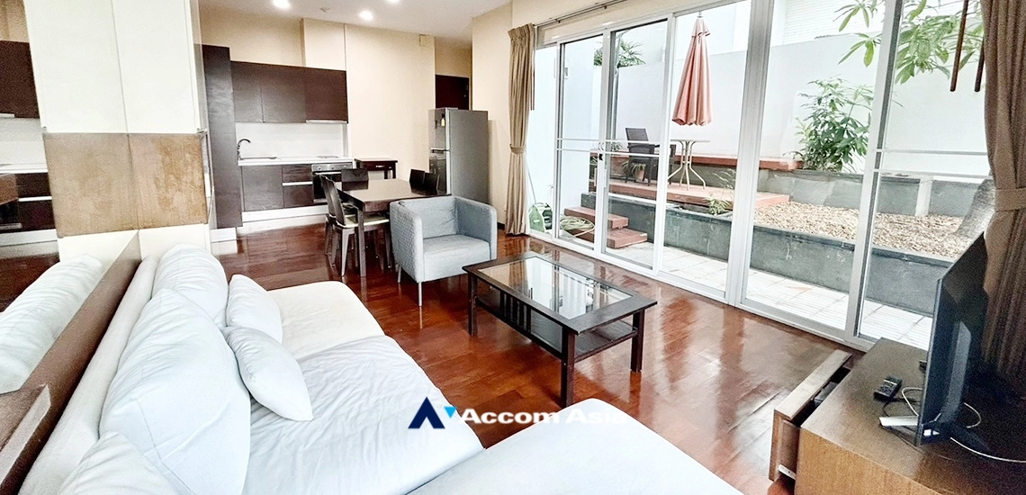 Huge Terrace |  2 Bedrooms  Condominium For Rent in Sukhumvit, Bangkok  near BTS Thong Lo (1519872)