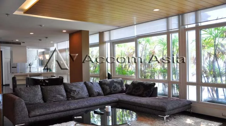  3 Bedrooms  Condominium For Rent in Sukhumvit, Bangkok  near BTS Thong Lo (1519930)