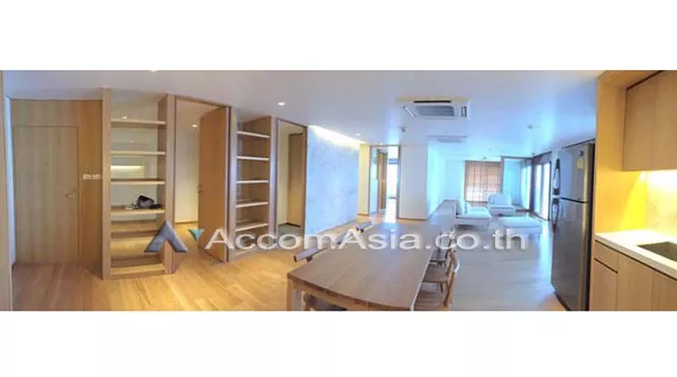 Corner Unit |  3 Bedrooms  Condominium For Rent in Sukhumvit, Bangkok  near BTS Phrom Phong (1519934)