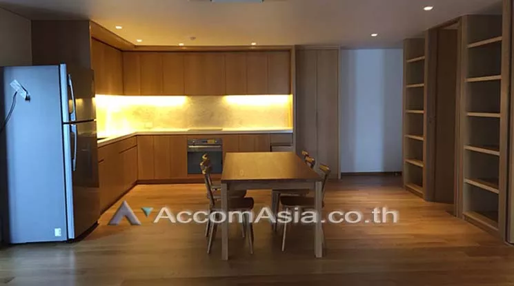 Corner Unit |  3 Bedrooms  Condominium For Rent in Sukhumvit, Bangkok  near BTS Phrom Phong (1519934)