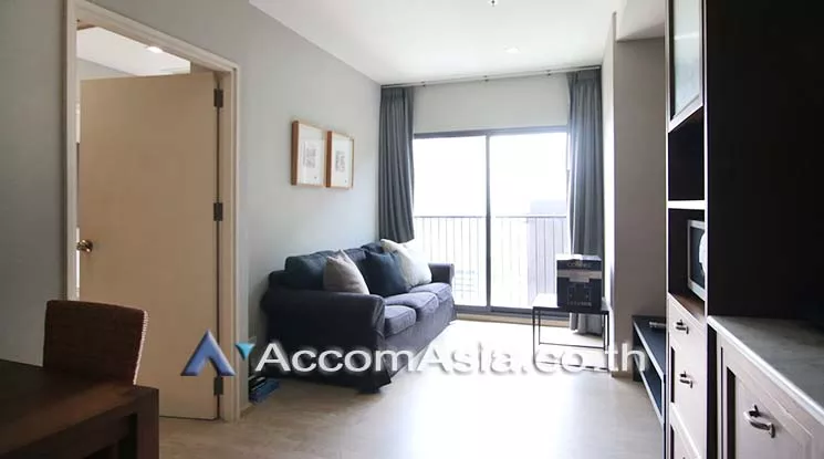  1 Bedroom  Condominium For Rent in Sukhumvit, Bangkok  near BTS Thong Lo (1520022)