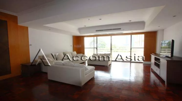  3 Bedrooms  Apartment For Rent in Sukhumvit, Bangkok  near BTS Phrom Phong (1420030)