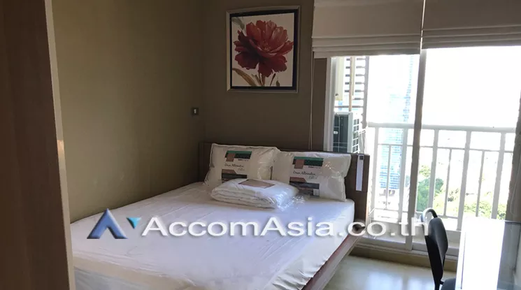  2 Bedrooms  Condominium For Rent in Sukhumvit, Bangkok  near BTS Thong Lo (1520045)