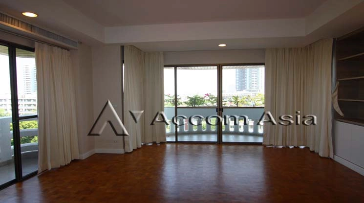 7  3 br Apartment For Rent in Sathorn ,Bangkok BTS Chong Nonsi at Kids Friendly Space 1420171