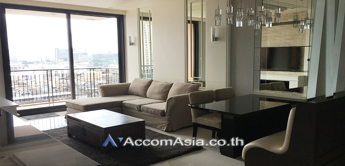 Pet friendly |  2 Bedrooms  Condominium For Rent & Sale in Sukhumvit, Bangkok  near BTS Phrom Phong (1520190)