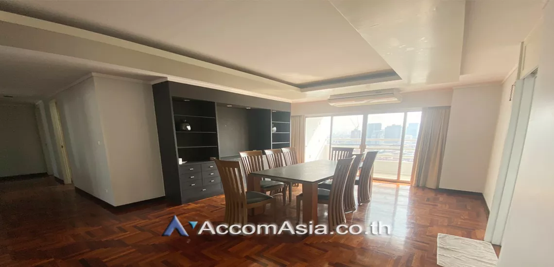 Big Balcony |  3 Bedrooms  Condominium For Rent in Sukhumvit, Bangkok  near BTS Phrom Phong (1520223)