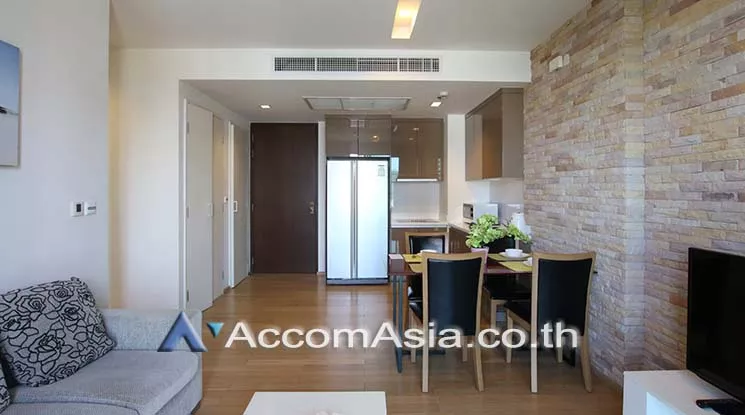  2 Bedrooms  Condominium For Rent in Sukhumvit, Bangkok  near BTS Thong Lo (1520237)