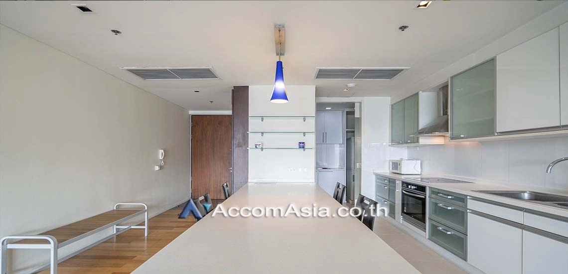 Big Balcony, Pet friendly |  2 Bedrooms  Condominium For Rent in Sukhumvit, Bangkok  near BTS Asok - MRT Sukhumvit (1520243)