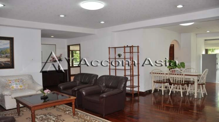  2 Bedrooms  Apartment For Rent in Sukhumvit, Bangkok  near BTS Thong Lo (1520324)