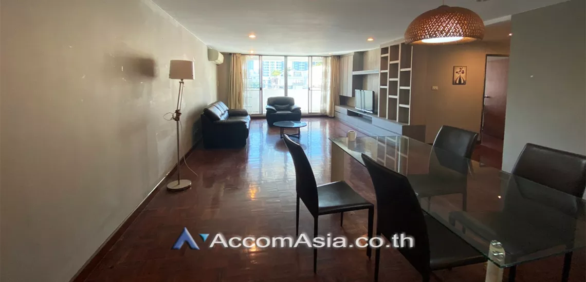  3 Bedrooms  Condominium For Rent & Sale in Sukhumvit, Bangkok  near BTS Phrom Phong (1520373)