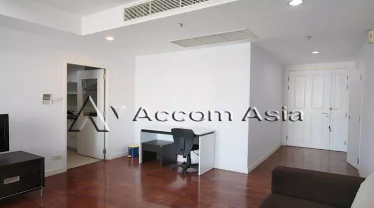  1 Bedroom  Condominium For Rent in Sukhumvit, Bangkok  near BTS Phrom Phong (1520429)