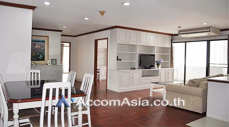  3 Bedrooms  Condominium For Rent in Sukhumvit, Bangkok  near BTS Phrom Phong (1520446)