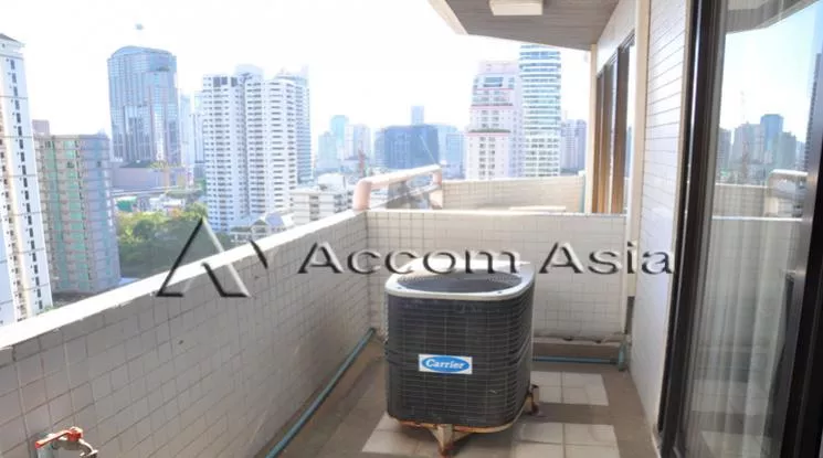  3 Bedrooms  Condominium For Rent in Sukhumvit, Bangkok  near BTS Phrom Phong (1520448)