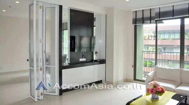  2 Bedrooms  Condominium For Rent in Sukhumvit, Bangkok  near BTS Thong Lo (1520526)