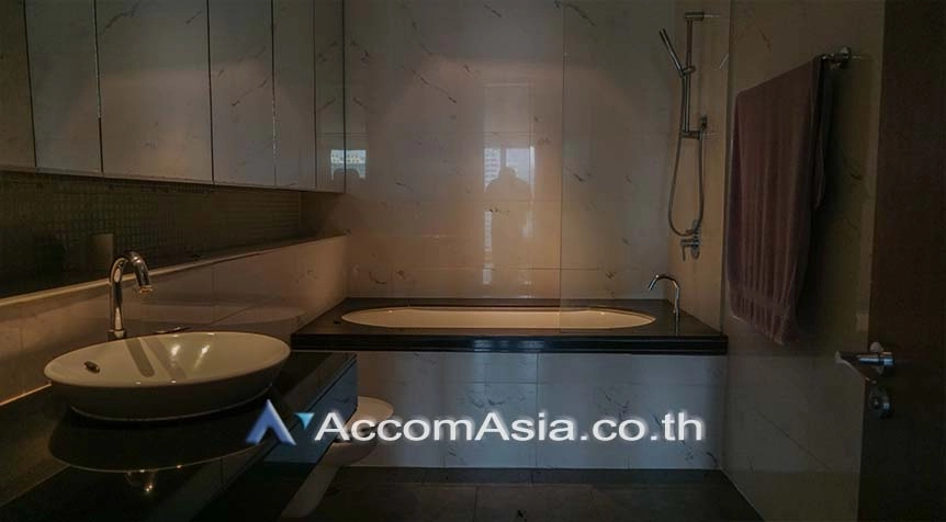 4  2 br Condominium For Rent in Sukhumvit ,Bangkok BTS Asok - MRT Sukhumvit at The Lakes 1520680