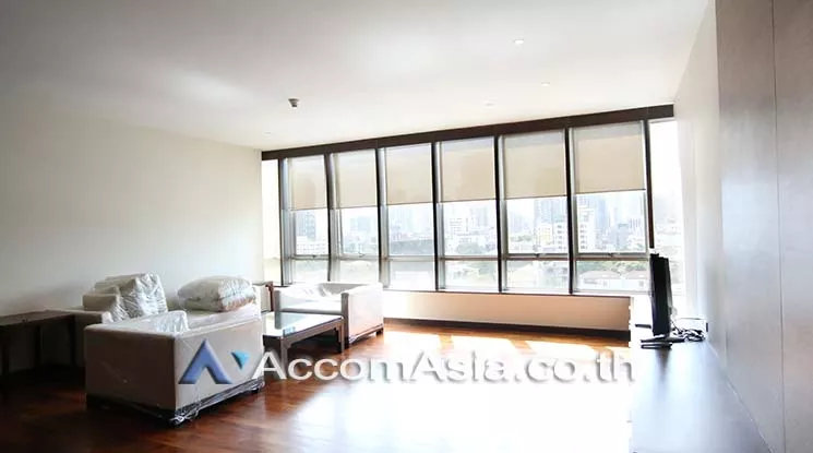  3 Bedrooms  Apartment For Rent in Sukhumvit, Bangkok  near BTS Thong Lo (1420737)