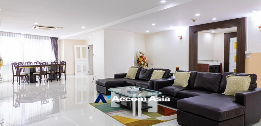 Pet friendly |  3 Bedrooms  Condominium For Rent & Sale in Sukhumvit, Bangkok  near BTS Phrom Phong (1520776)