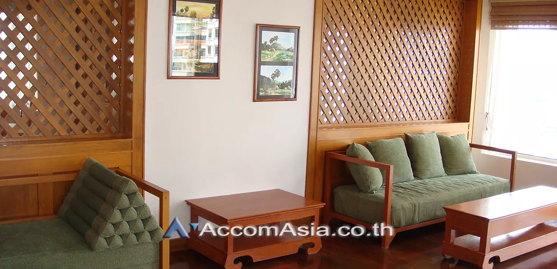  1 Bedroom  Condominium For Rent in Ploenchit, Bangkok  near BTS Chitlom (1520898)