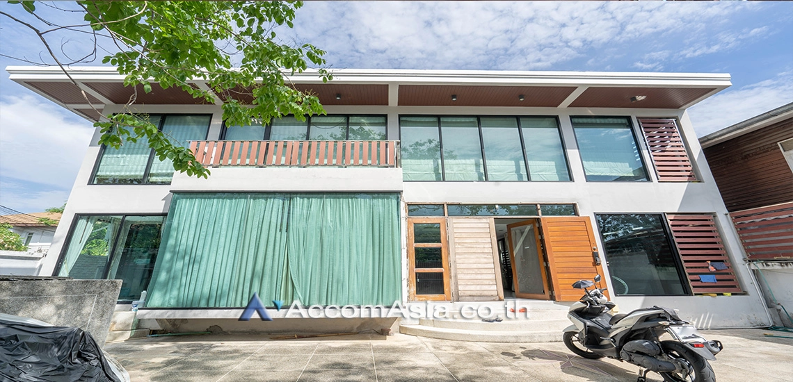 Private Swimming Pool house for rent in Sukhumvit, Bangkok Code 1720910