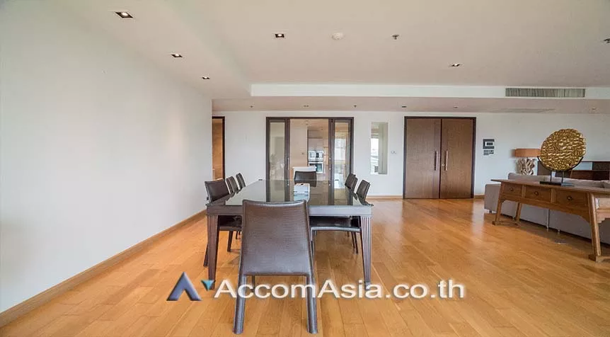 Big Balcony, Pet friendly |  4 Bedrooms  Condominium For Rent in Sukhumvit, Bangkok  near BTS Phrom Phong (1520949)