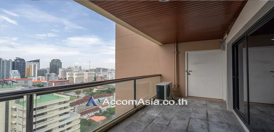 Pet friendly |  3 Bedrooms  Apartment For Rent in Sukhumvit, Bangkok  near BTS Asok - MRT Sukhumvit (10178)