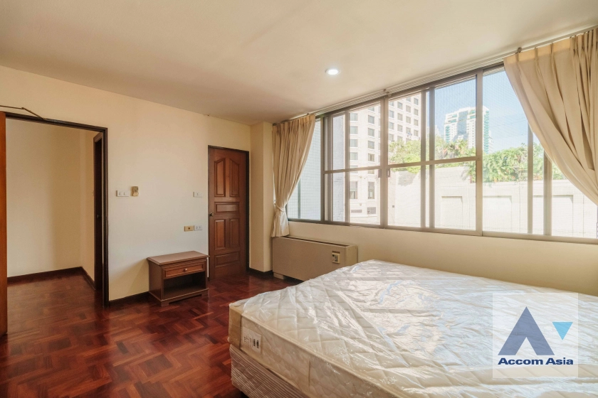 18  3 br Apartment For Rent in Sukhumvit ,Bangkok BTS Asok - MRT Sukhumvit at Spacious space with a cozy 1421074