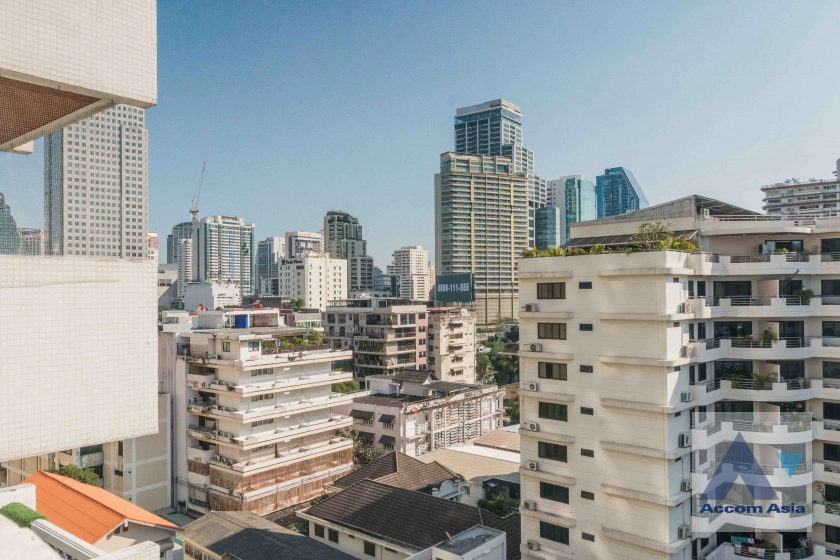 20  3 br Apartment For Rent in Sukhumvit ,Bangkok BTS Asok - MRT Sukhumvit at Spacious space with a cozy 1421074