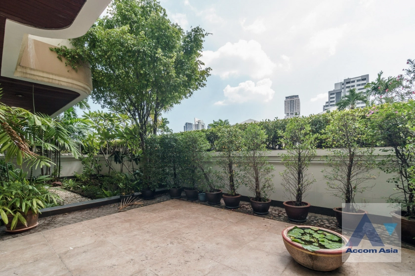 17  4 br Apartment For Rent in Sukhumvit ,Bangkok BTS Phrom Phong at Pet friendly - High rise Apartment 1421155