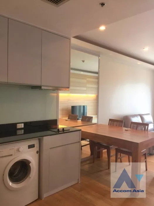  1 Bedroom  Condominium For Rent in Sukhumvit, Bangkok  near BTS Phrom Phong (1521208)