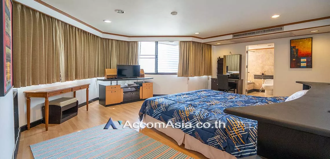  2 Bedrooms  Condominium For Rent in Sukhumvit, Bangkok  near BTS Asok - MRT Sukhumvit (1521316)