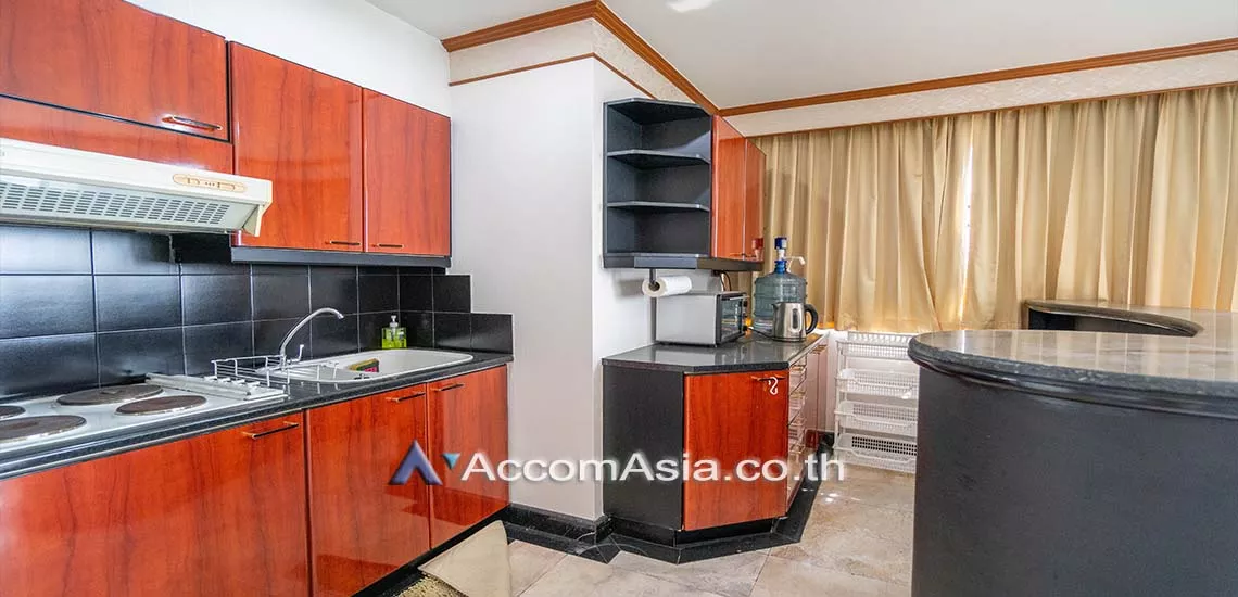  2 Bedrooms  Condominium For Rent in Sukhumvit, Bangkok  near BTS Asok - MRT Sukhumvit (1521316)