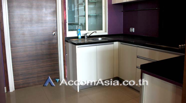 9  3 br Condominium For Sale in Charoen Nakhon ,Bangkok BTS Krung Thon Buri at WaterMark Chaophraya River 1521361