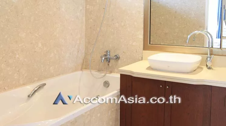 5  3 br Condominium For Rent in Ploenchit ,Bangkok BTS Ploenchit at Baan Siri Ruedee 1521448