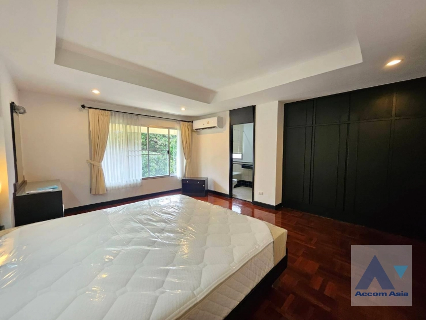 10  3 br Apartment For Rent in Sukhumvit ,Bangkok BTS Thong Lo at Jungle in the city 20819