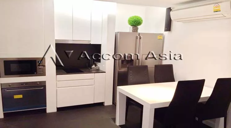  2 Bedrooms  Condominium For Rent in Sukhumvit, Bangkok  near BTS Asok - MRT Sukhumvit (13000203)