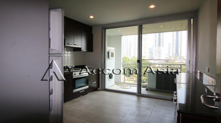 Pet friendly |  3 Bedrooms  Apartment For Rent in Sathorn, Bangkok  near BTS Chong Nonsi - MRT Lumphini (13000274)