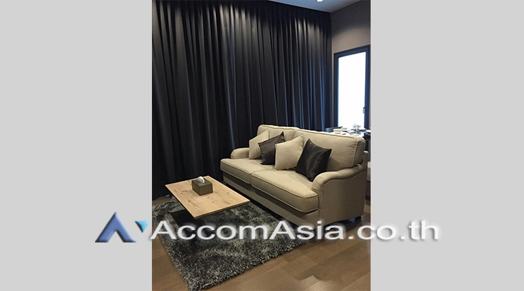  1 Bedroom  Condominium For Rent & Sale in Silom, Bangkok  near BTS Surasak (13000278)