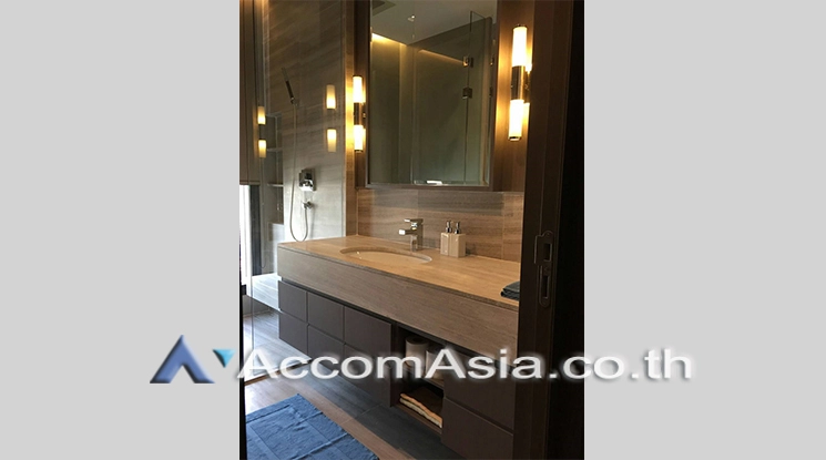  1 Bedroom  Condominium For Rent & Sale in Silom, Bangkok  near BTS Surasak (13000278)