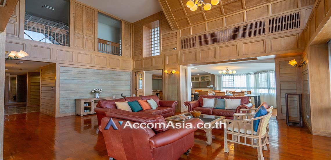 Double High Ceiling, Duplex Condo, Penthouse apartment for rent in Sathorn at Thai Colonial Style, Bangkok Code 13000361