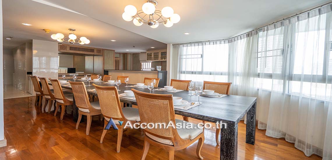 Double High Ceiling, Duplex Condo, Penthouse apartment for rent in Sathorn at Thai Colonial Style, Bangkok Code 13000361