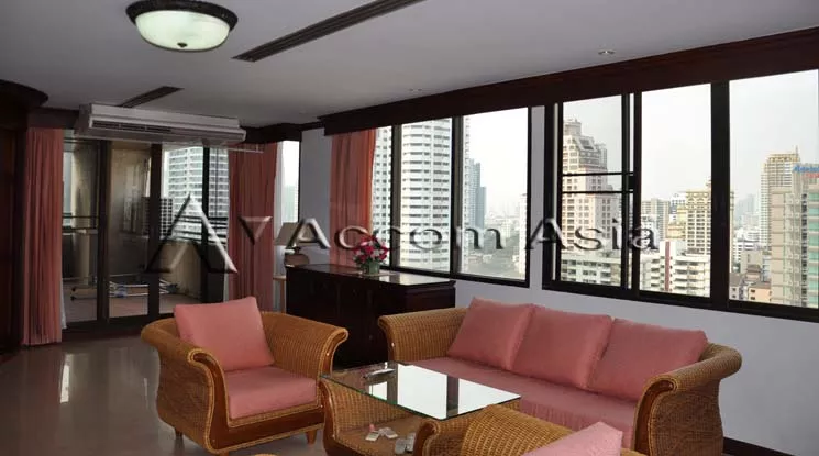  1 Bedroom  Condominium For Rent in Sukhumvit, Bangkok  near BTS Phrom Phong (13000424)