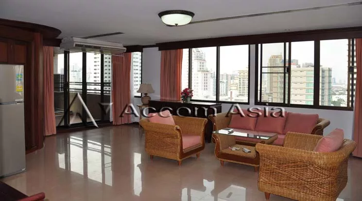  1 Bedroom  Condominium For Rent in Sukhumvit, Bangkok  near BTS Phrom Phong (13000424)